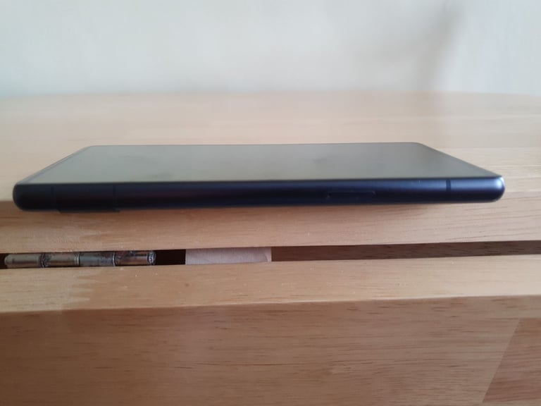 Google Pixel 7a – new, unlocked and De-Googled