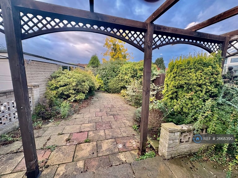 2 bedroom house in Keswick Crescent, Brinsworth, Rotherham, S60 (2 bed) (#2668390)