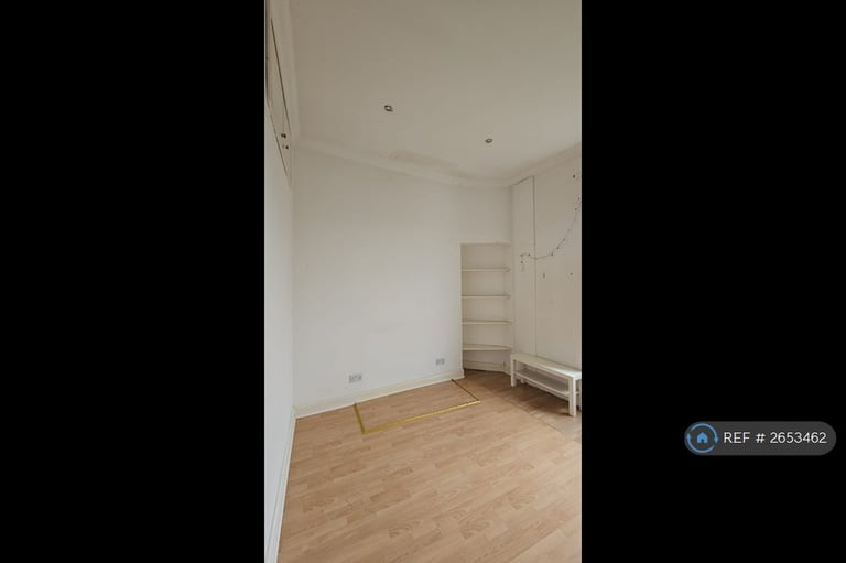 1 bedroom flat in Ibrox Street, Glasgow, G51 (1 bed) (#2653462)