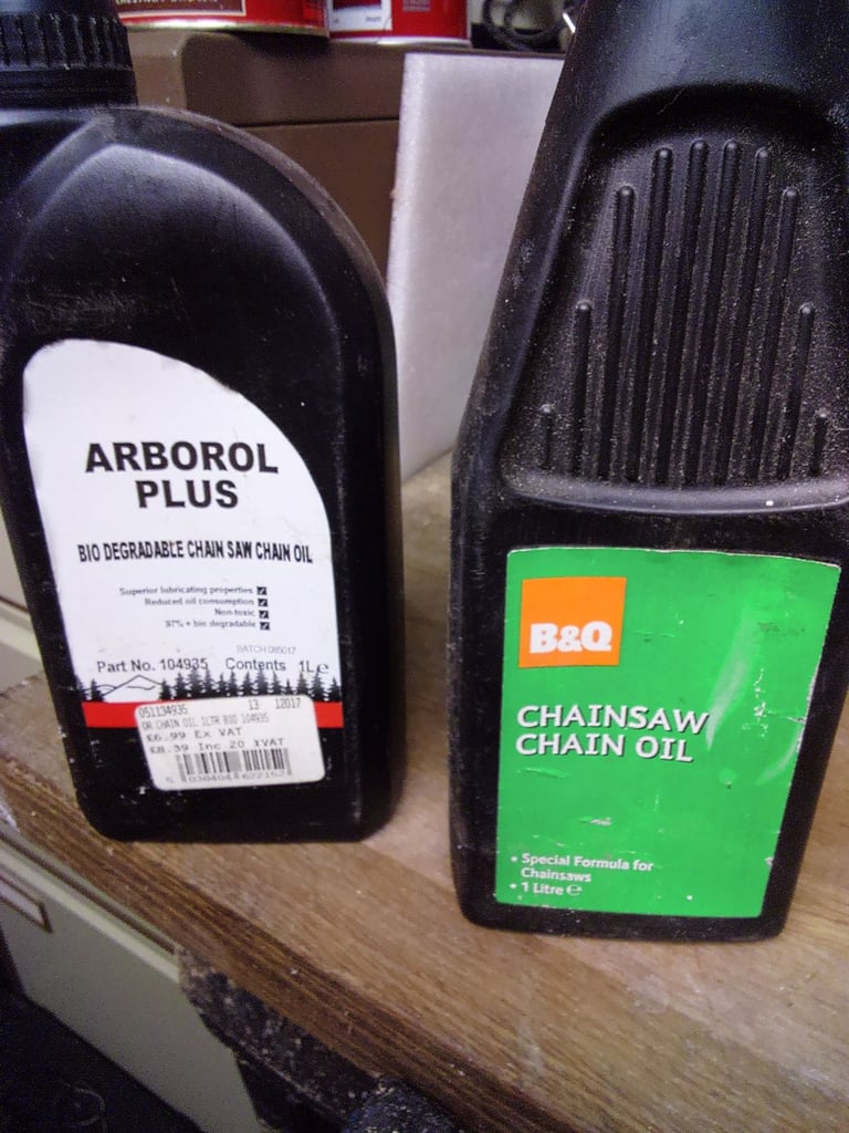 image for Chain saw oil 1 litre (2 available).