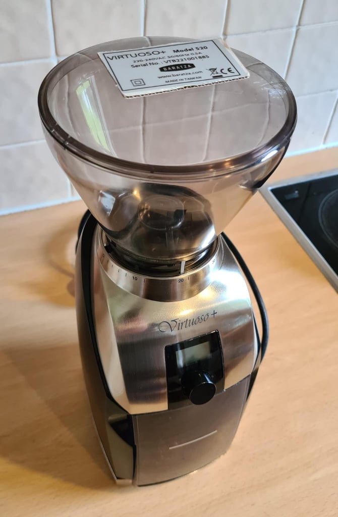Baratza Coffee Grinder - Almost brand new 