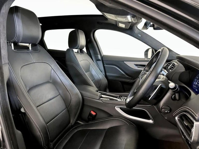 2019 Jaguar F-Pace 2.0 D180 Chequered Flag Auto AWD Euro 6 (s/s) 5dr Automatic SUV Diesel Automatic