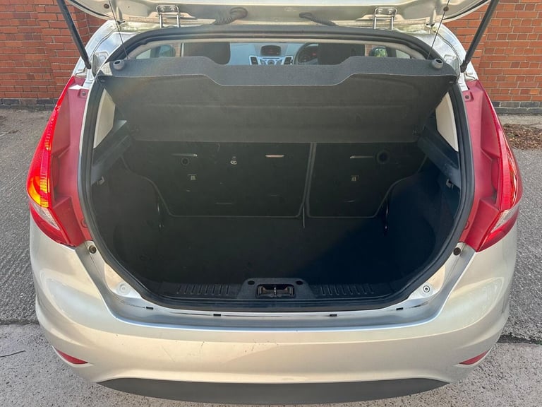 FORD FIESTA 1.3 Edge 2011