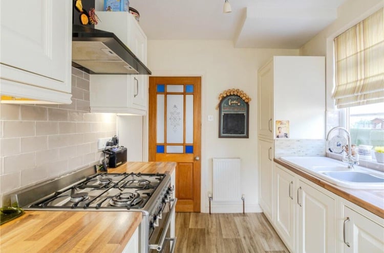 Short-term let in Ashton