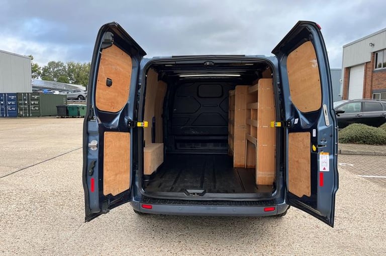 2022 Ford Transit Custom 2.0 EcoBlue 130ps Low Roof Limited Van Auto PANEL VAN DIESEL Automatic