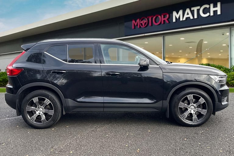 2021 Volvo XC40 2.0 B4 MHEV Inscription Auto AWD Euro 6 (s/s) 5dr SUV PETROL Automatic
