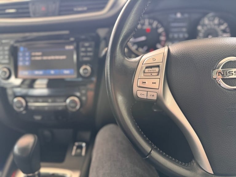 2015 Nissan Qashqai 1.2 DIG-T Tekna SUV 5dr Petrol XTRON 2WD Euro 6 (s/s) (115 ps) HATCHBACK Petr...