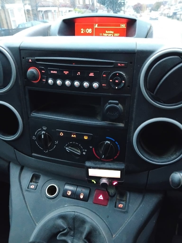2011 Peugeot Partner 625 1.6 HDi 75 Professional Van PANEL VAN Diesel Manual