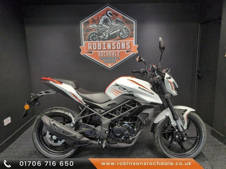 The New QJ Motor TRX 125 , great looking leraner legal  125