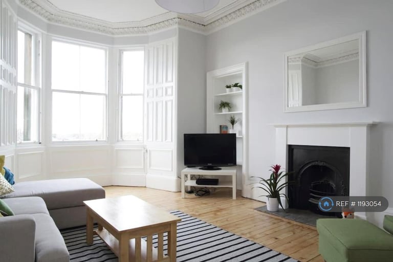 2 bedroom flat in Dundee Terrace, Edinburgh, EH11 (2 bed) (#1193054)