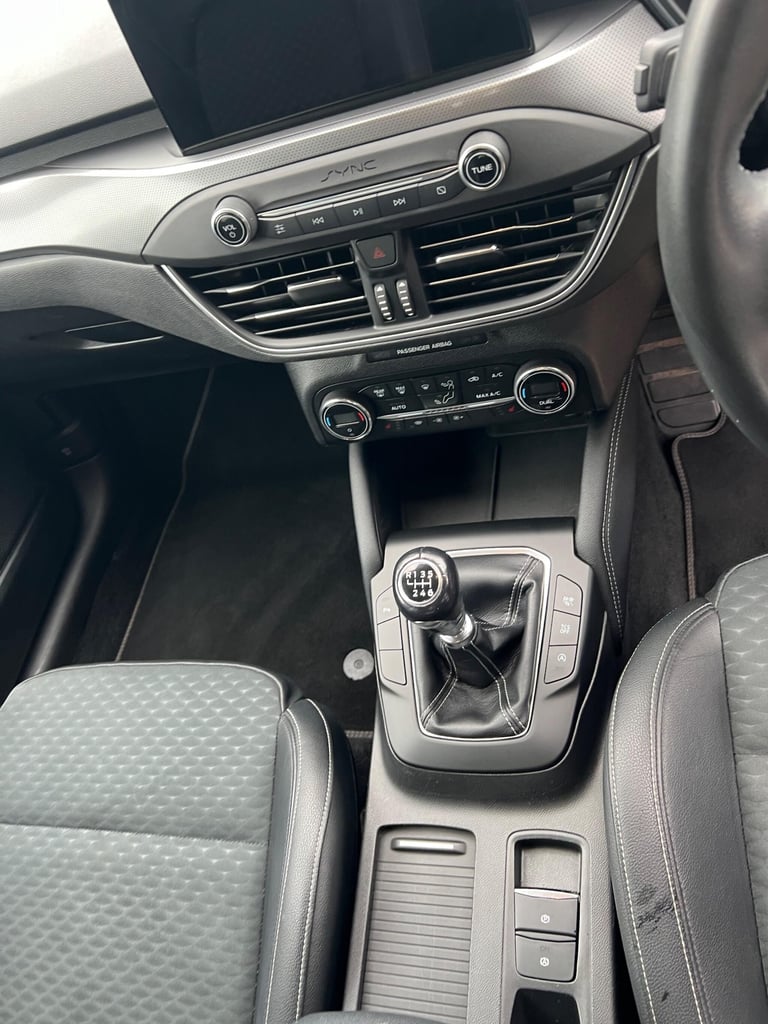 2019 Ford Focus 1.5T EcoBoost Titanium X Euro 6 (s/s) 5dr HATCHBACK Petrol Manual