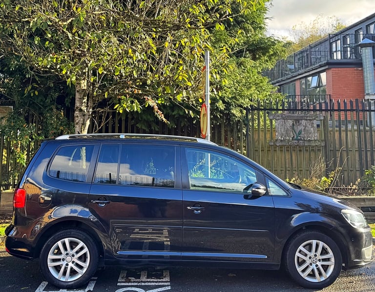 2011 Volkswagen Touran 2.0 TDI SE 5dr DSG MPV Diesel Automatic