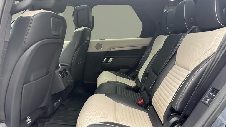 2021 Land Rover Discovery 3.0 D300 R-Dynamic HSE 5dr Auto ESTATE DIESEL Automatic