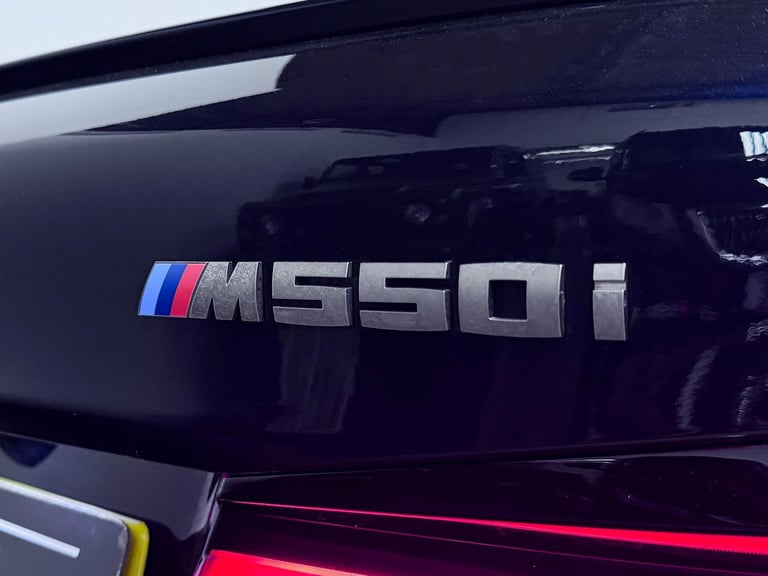 2022 BMW 5 Series 4.4 M550i V8 Saloon 4dr Petrol Steptronic xDrive Euro 6 (s/s) (530 ps) SALOON P...
