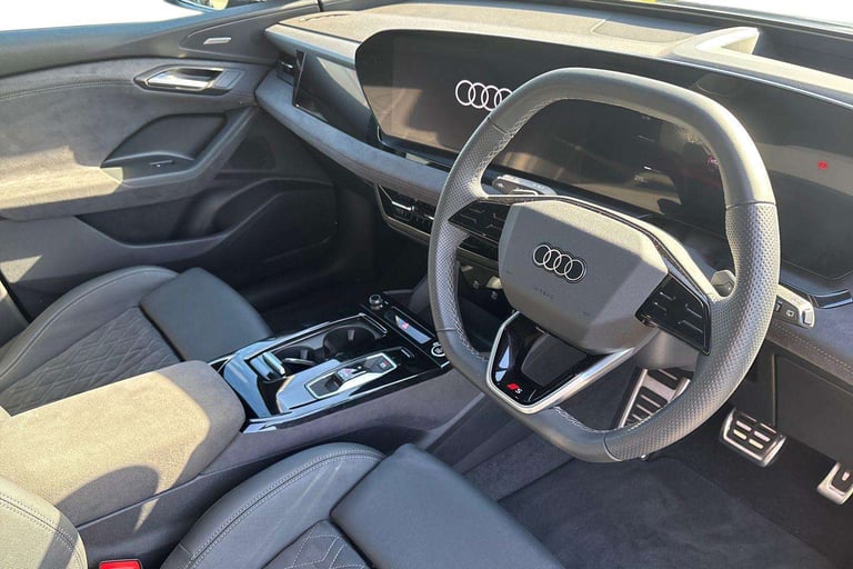 2024 Audi Q6 e-tron 225kW Performance 100kWh Edition 1 5dr Auto Estate Electric Automatic