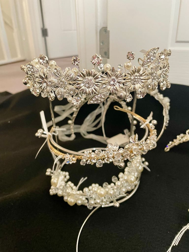 Quality wedding & special occassion tiaras, head pieces & jewellery approx 85 pieces new in boxes