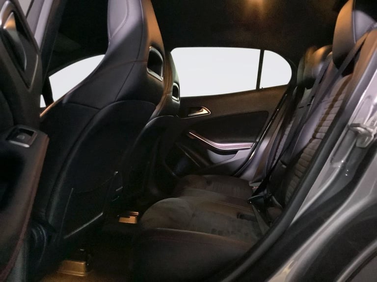 2015 Mercedes-Benz GLA 2.1 GLA220 CDI AMG Line SUV 5dr Diesel 7G-DCT 4MATIC Euro 6 (s/s) (170 ps)...