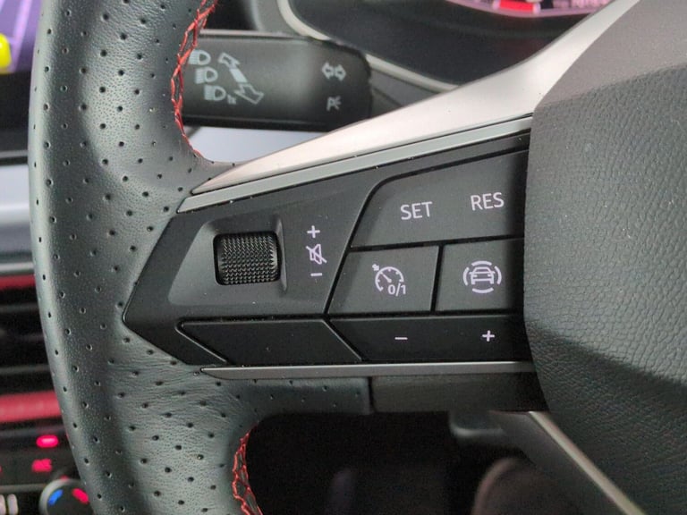 2022 SEAT Arona 1.0 TSI 110 FR Sport 5dr HATCHBACK PETROL Manual