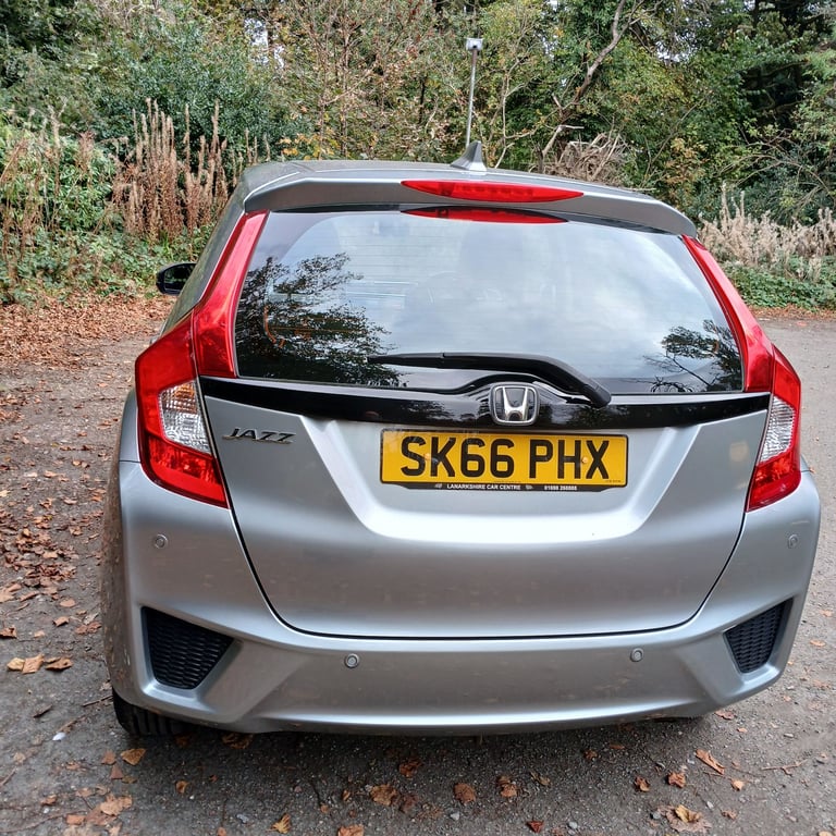 Honda, JAZZ,  SE  I-VTEC 5 door Hatchback, 2016, Manual, 1318 (cc), 5 doors