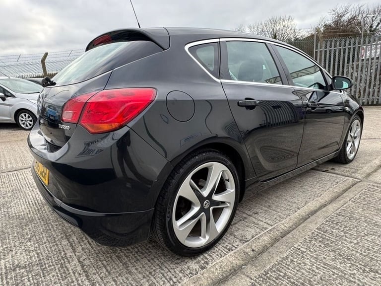 2015 15 VAUXHALL ASTRA 1.4T 16V LIMITED EDITION HATCHBACK 5DR PETROL MANUAL EURO