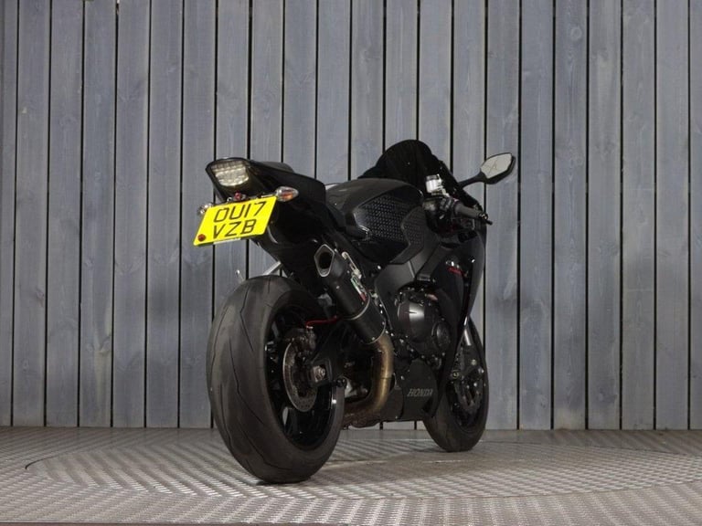 2017 17 HONDA CBR1000RR FIREBLADE