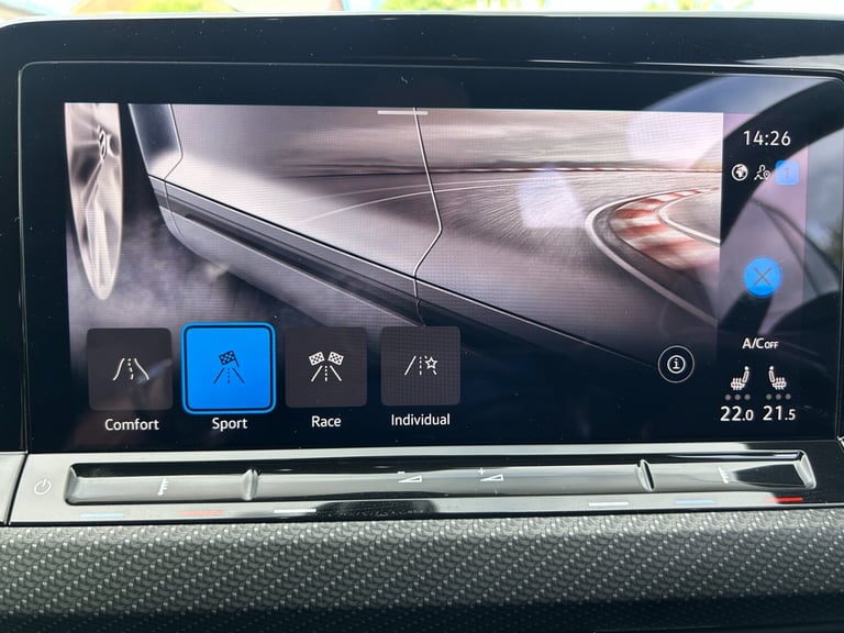 2021 VOLKSWAGEN GOLF MK8 2.0 TSI 320 R 4Motion 5dr DSG