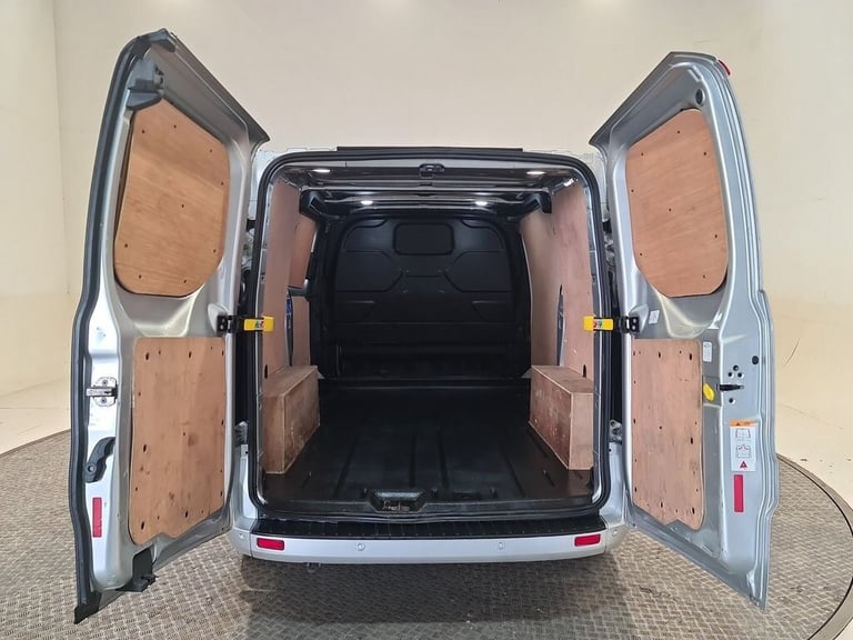 FORD TRANSIT CUSTOM 2.0 280 ECOBLUE LIMITED P/V L1 H1 130 BHP SWB DIESEL