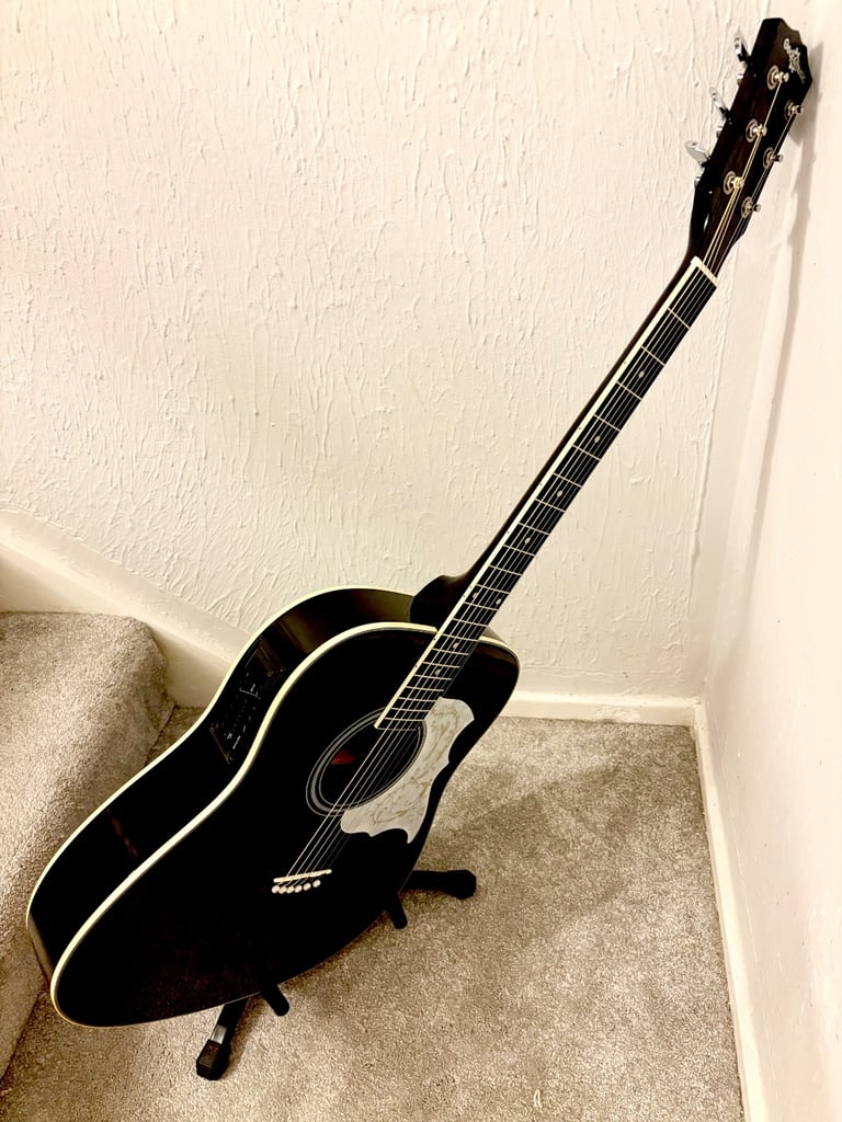 Hummingbird Slimline Electro Acoustic Dreadnought Guitar - Johnny Cash Style 😎🎸🎶
