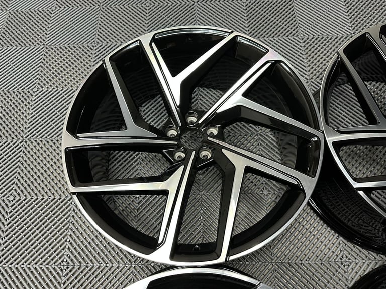 22 23″ Inch Q6 E-TRON Wheels Audi Q5 Q7 Q8 SQ5 SQ7 RSQ5 RSQ7 A8 A7 S8 RS7 5X112