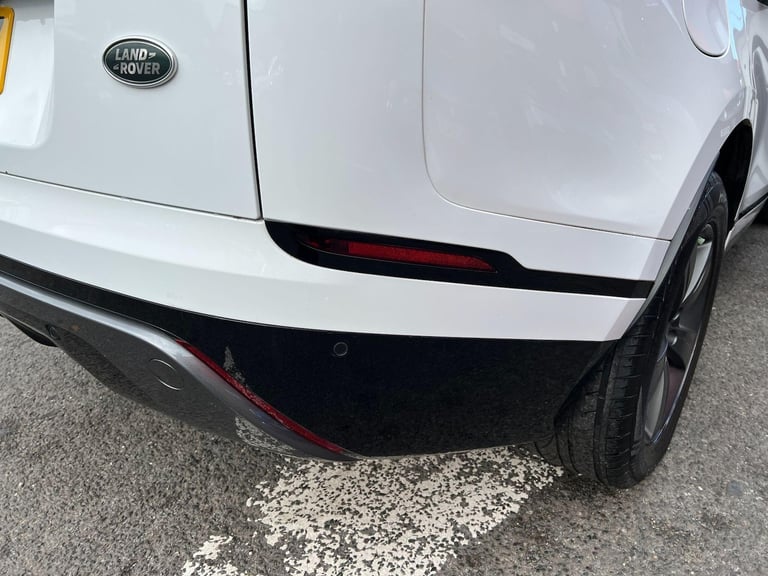 2017 Land Rover Range Rover Velar 2.0 D180 R-Dynamic S Auto 4WD Euro 6 (s/s) 5dr ESTATE Diesel Au...