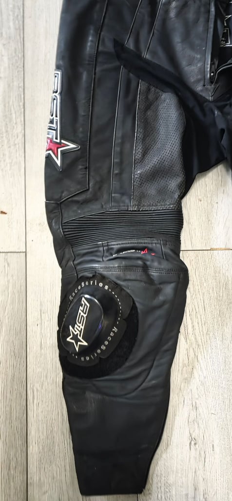 RST MOTORBIKE LEATHER TROUSERS 