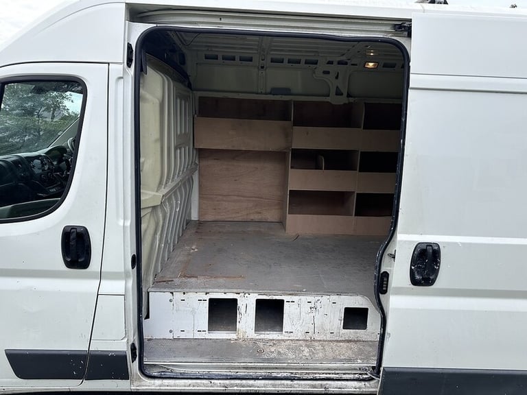2018 Peugeot Boxer BlueHDi 335 Panel Van Diesel Manual