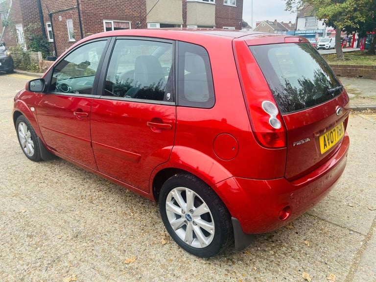 FORD FIESTA YEAR 2007, FULLY AUTOMATIC 1.6 PETROL VERY LOW MILEAGE, 2 KEYS, FULL SERVICE, LADY OWNER