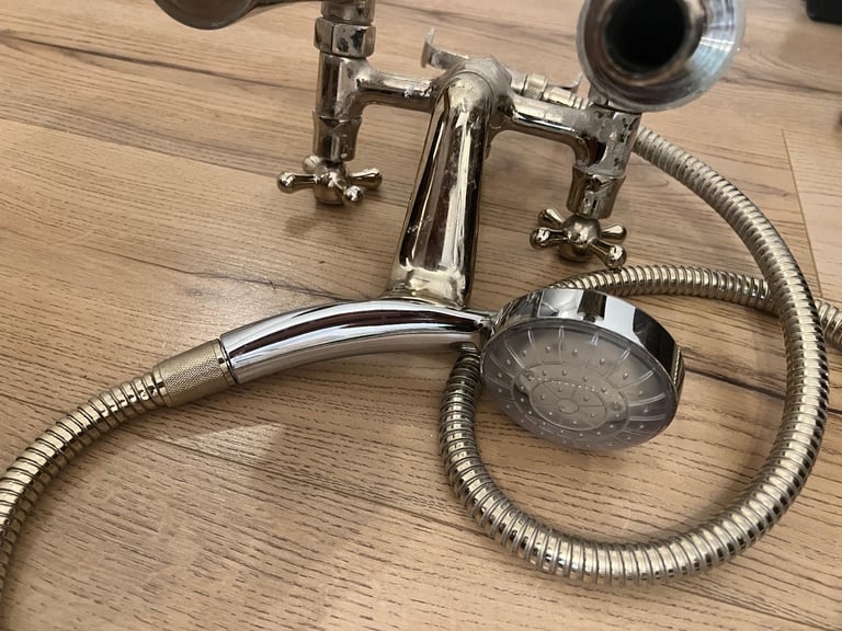 cooke and lewis Traditional Bath Shower Mixer Tap with Handset vintage chrome 