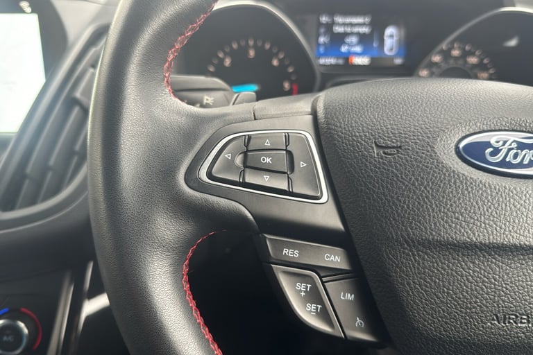  Ford Kuga 2.0 Tdci St Line X Suv 5dr Diesel Powershift Awd Euro 6 s/s 180 Ps