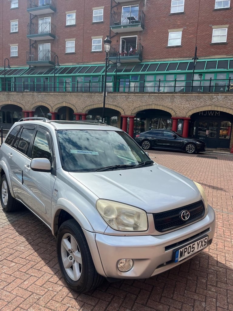 2005 Toyota RAV 4 20 XT-R 5dr Auto ESTATE Petrol Automatic