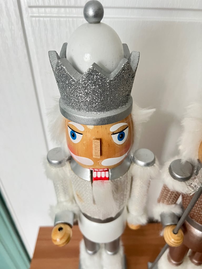 2 x Wooden Nutcracker Standing Ornaments 
