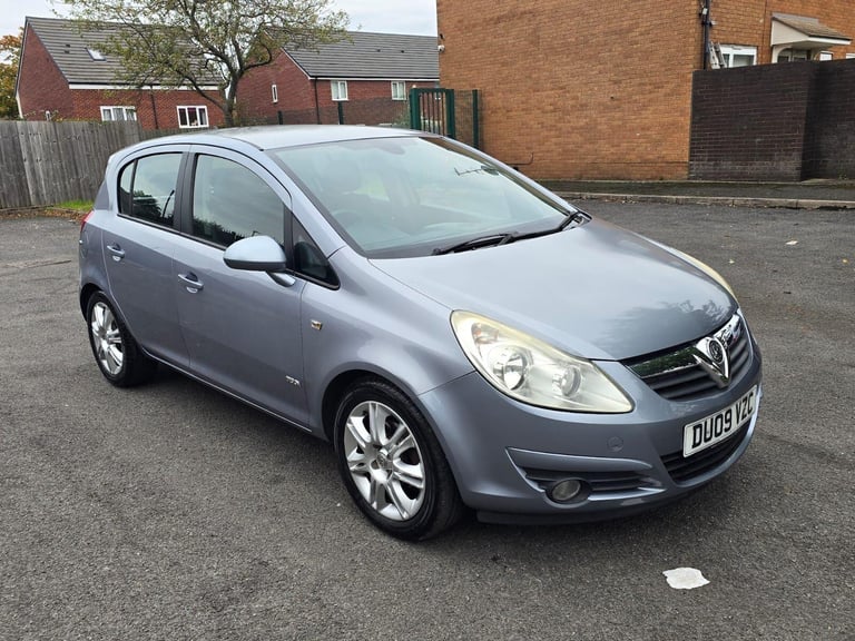 2009 Vauxhall Corsa 1.4i 16V Design 5dr Auto HATCHBACK PETROL Automatic