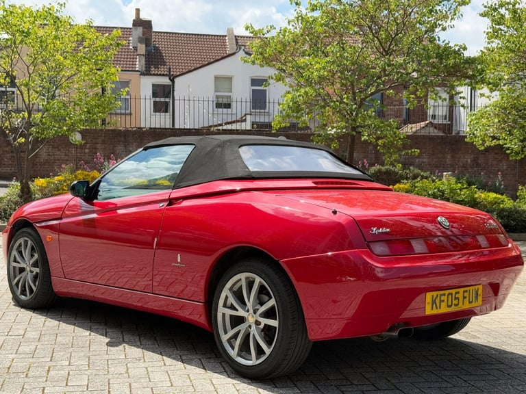 2005 Alfa Romeo Spider 2.0 JTS Lusso 2dr CONVERTIBLE Petrol Manual