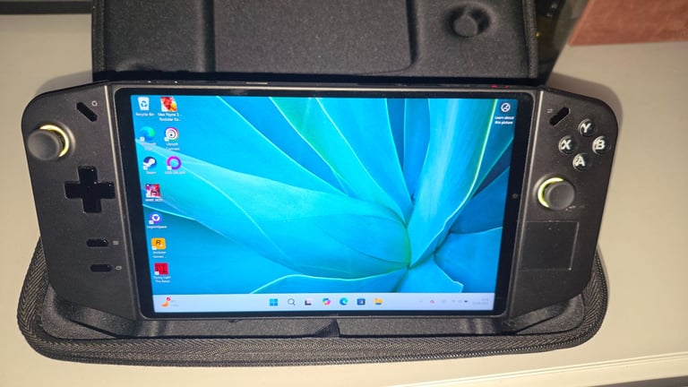 LENOVO LEGION GO
