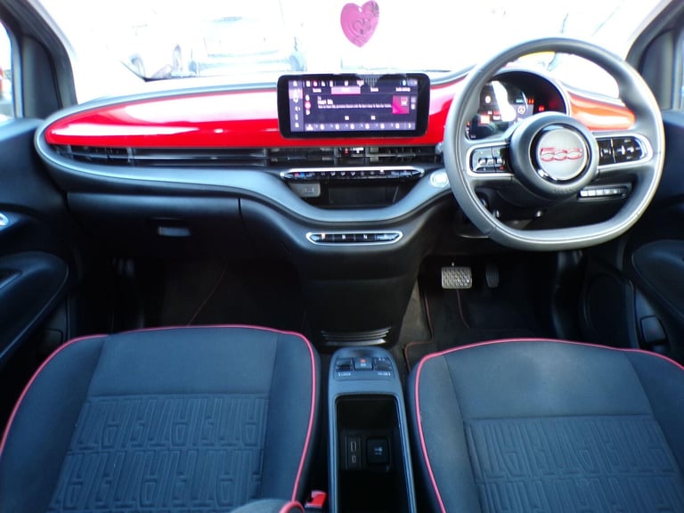 2022 Fiat 500 24kw 95hp Electric (red) HATCHBACK Electric Automatic