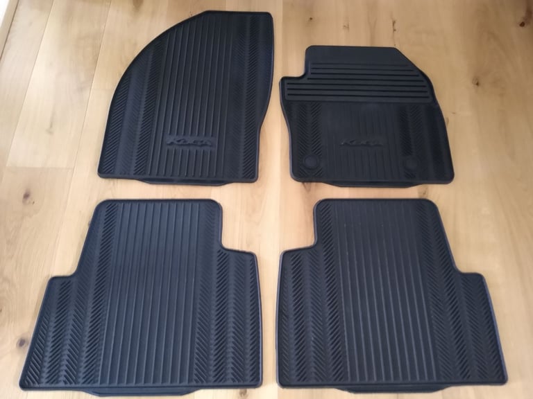 Ford Kuga Front and Rear Rubber Floor Mats