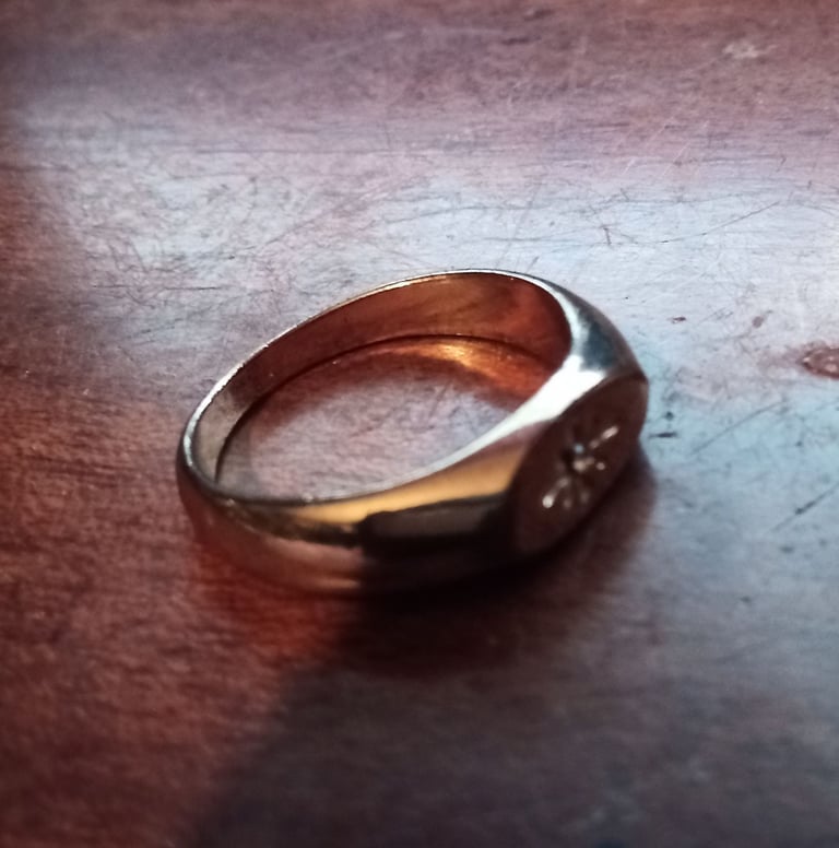 Beautiful size R ring, only £15 O.N.O.