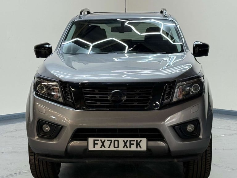 2020 Nissan Navara 2.3 dCi N-Guard Auto 4WD Euro 6 4dr Pickup Diesel Automatic
