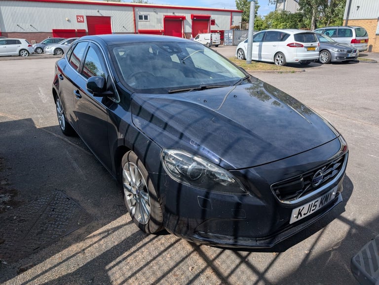 Volvo, V40, Hatchback, 2015, Manual, non-runner