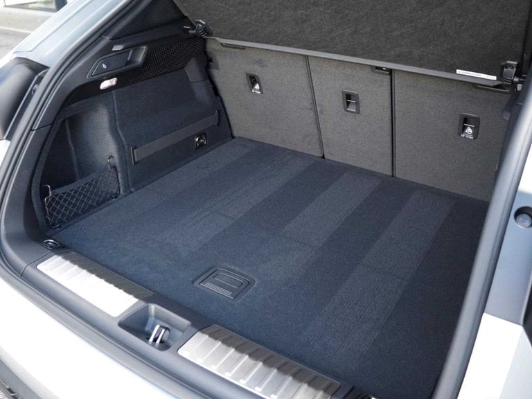 2024 Porsche Macan 4 Electric SUV Electric Automatic