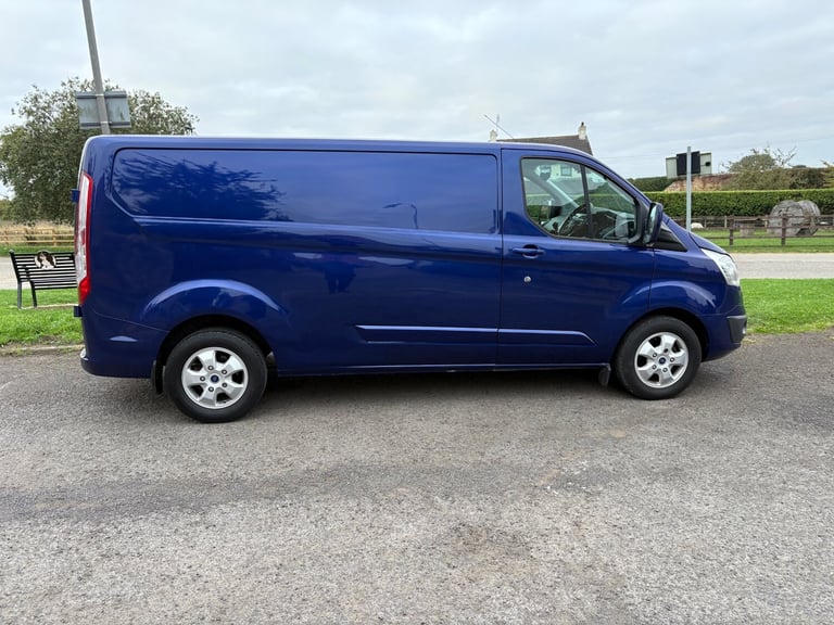 2017 Ford Transit Custom 2.0 TDCi 130ps Low Roof Limited Van PANEL VAN Diesel Manual