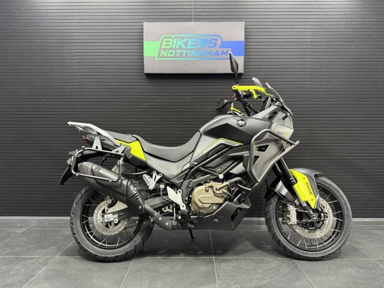 QJ Motor SVT 650 X 2025 *mid-range adventure bike*