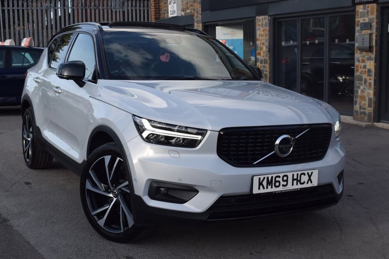 2019 Volvo XC40 2.0 D3 R DESIGN Pro 5dr Geartronic ESTATE DIESEL Automatic
