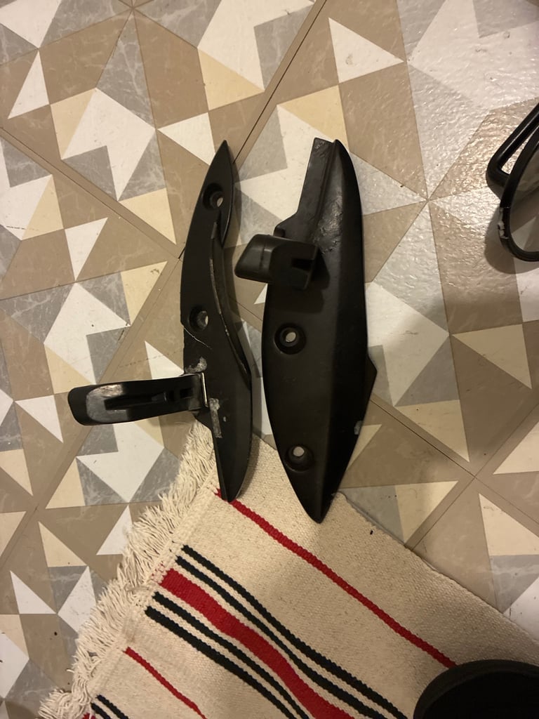 Keeway super light 2022 rear foot pegs